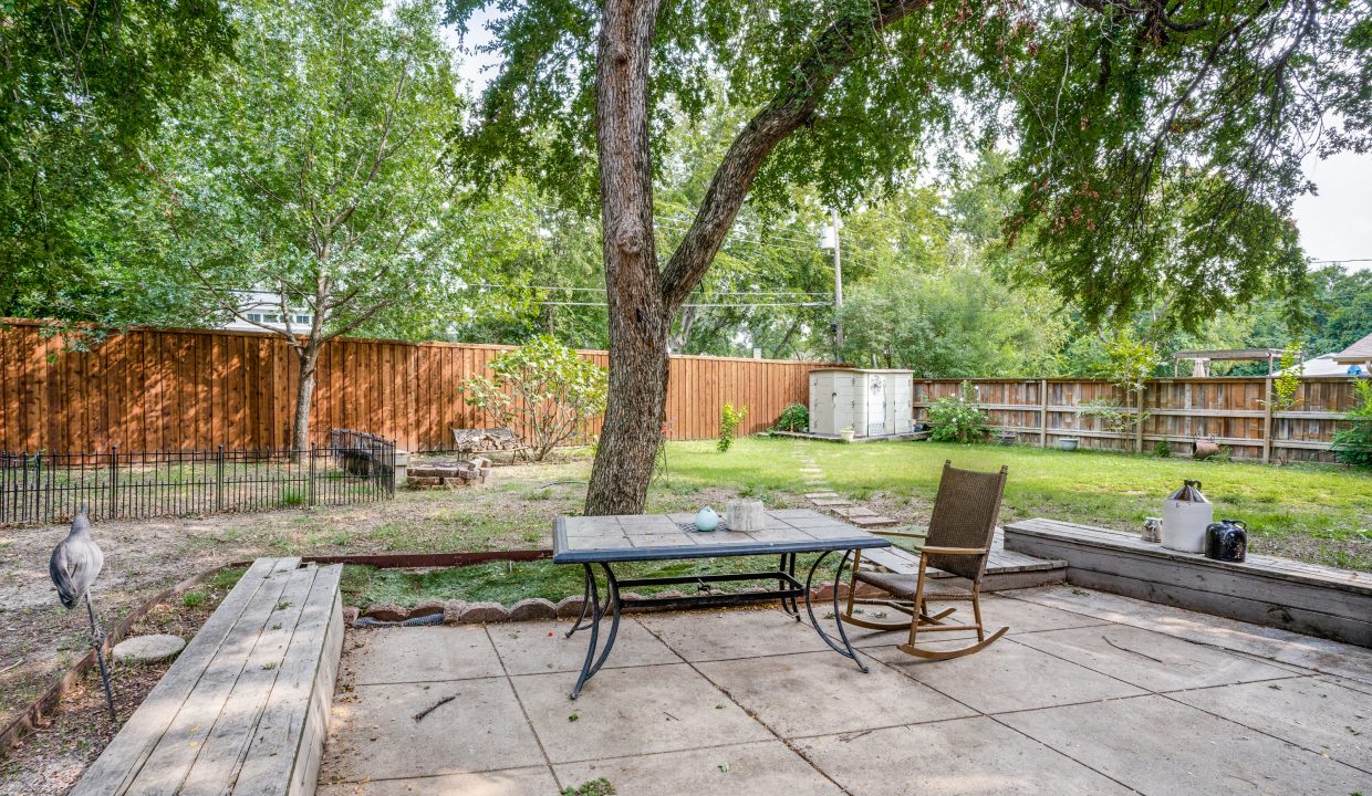 2884-meadow-port-dr-farmers-branch-tx-High-Res-22